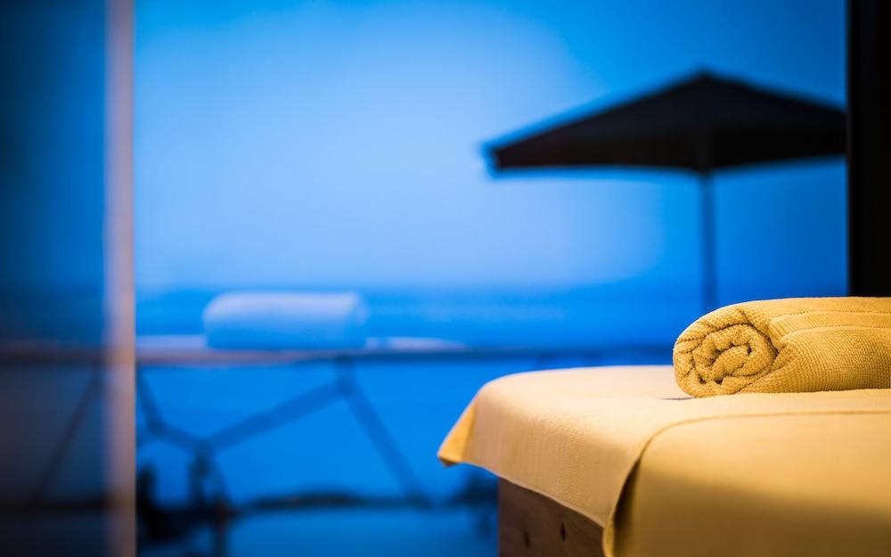 Boutique & Design Hotel Navis Opatija Exterior foto Spa at the Hotel