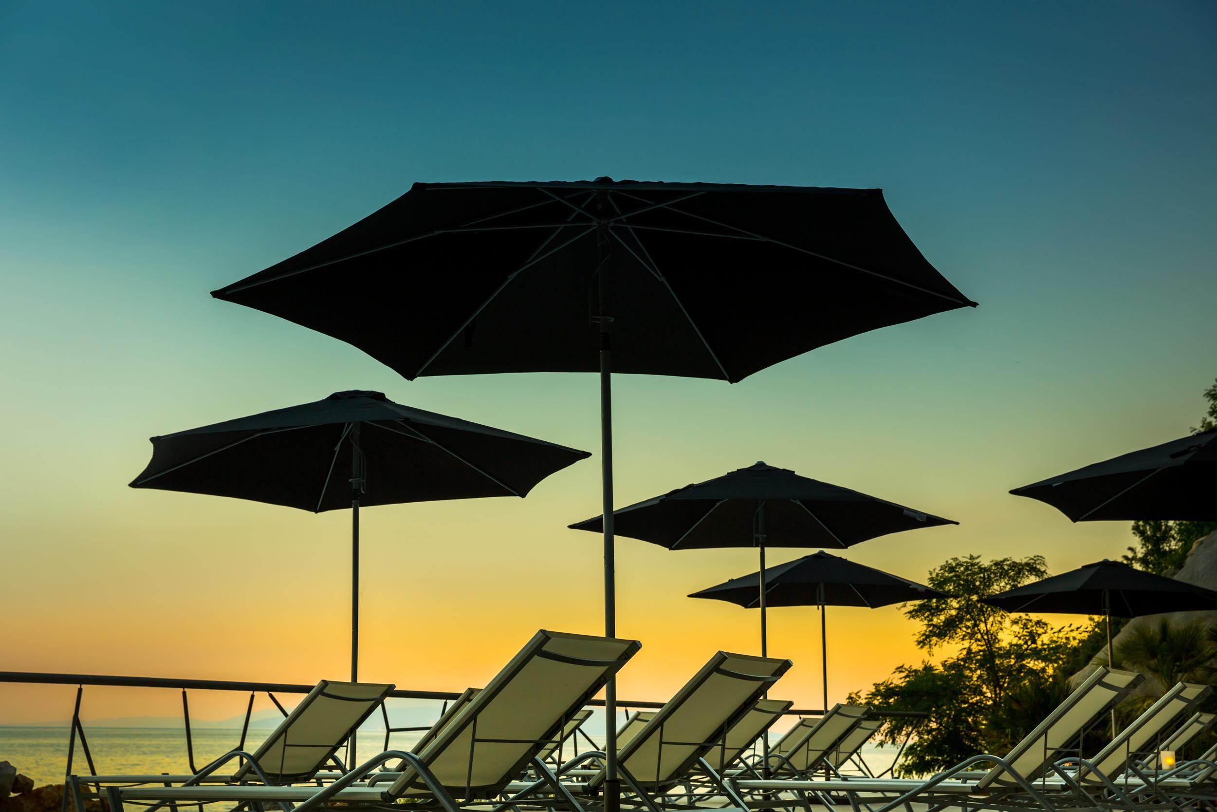 Boutique & Design Hotel Navis Opatija Exterior foto Beach umbrellas