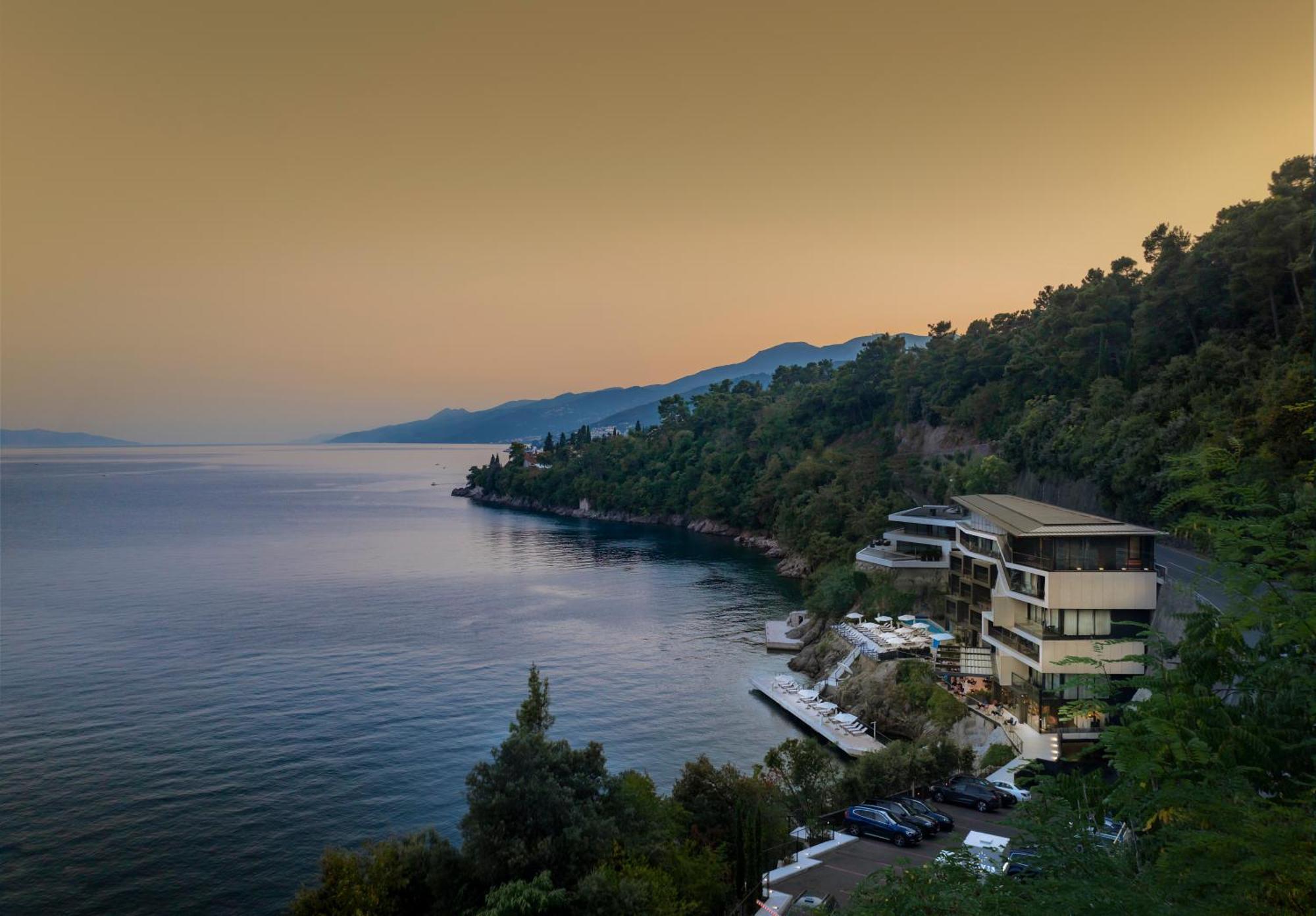 Boutique & Design Hotel Navis Opatija Exterior foto View of the hotel