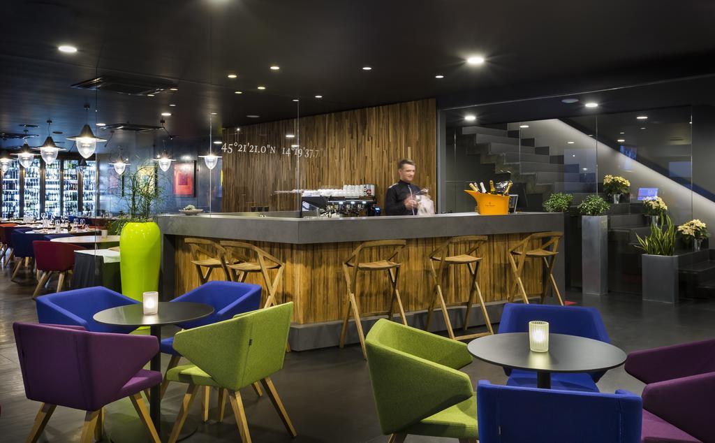 Boutique & Design Hotel Navis Opatija Exterior foto The lounge at Oslo Airport, Gardermoen