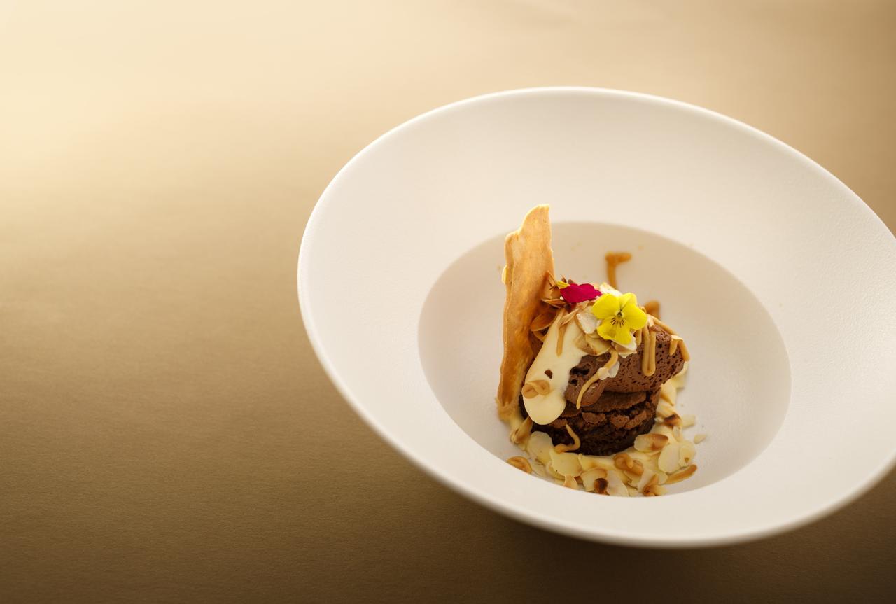 Boutique & Design Hotel Navis Opatija Exterior foto A chocolate dessert